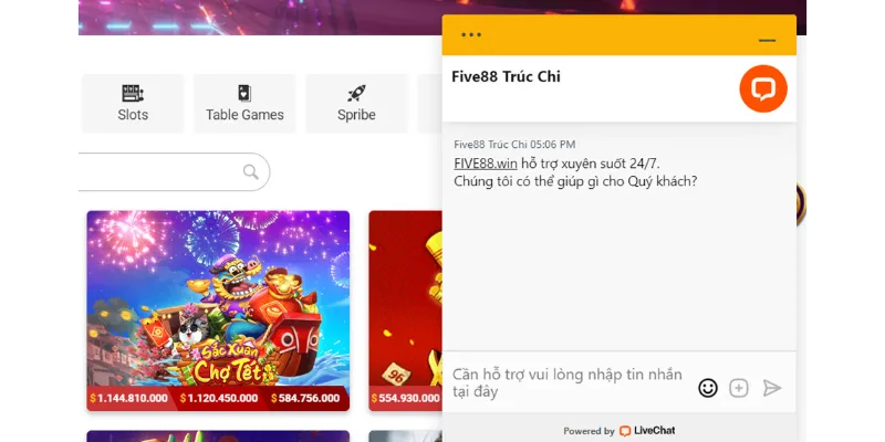 Chat trực tiếp với nhân viên Five88 ngay trên web